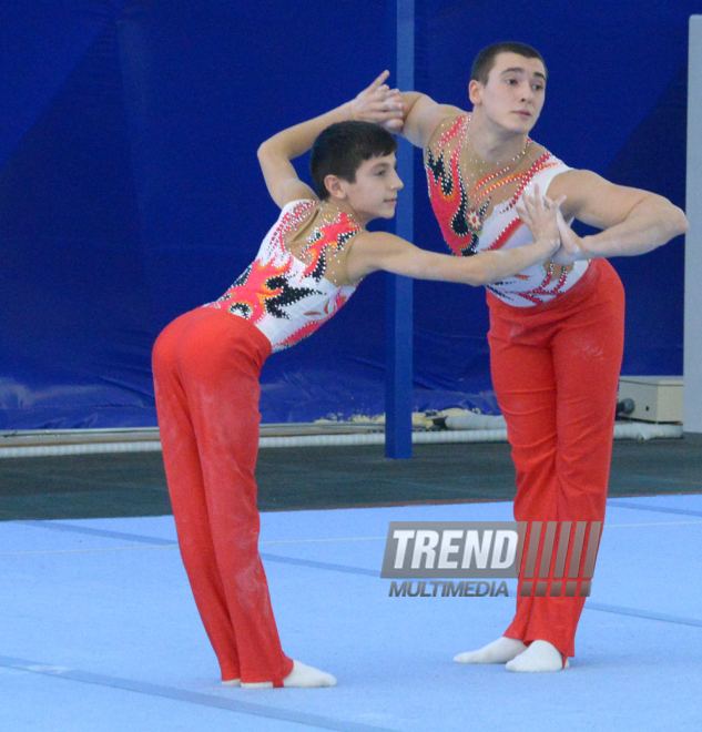 İdman gimnastikası və akrobatika üzrə Birgə Azərbaycan Birinciliyində ilk günün qalibləri mükafatlandırıldı. Bakı, Azərbaycan 3 dekabr 2015